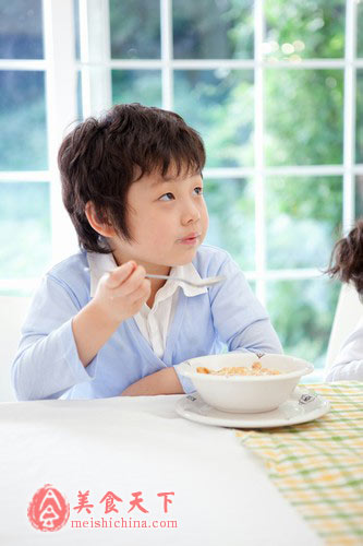 宝宝挑食怪妈不会加辅食