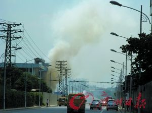 化工厂爆炸五千人紧急疏散